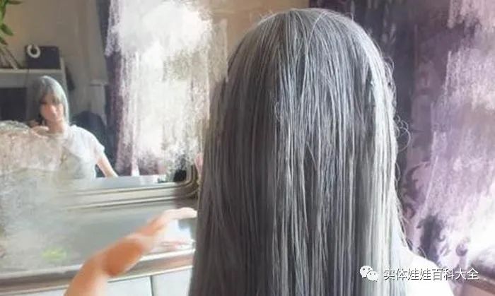 How to maintain the hair of a physical doll?